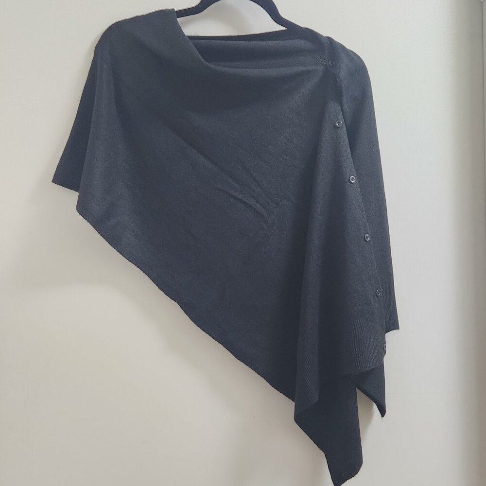 Simply Noelle Black Wrap Scarf - Picture 3 of 7
